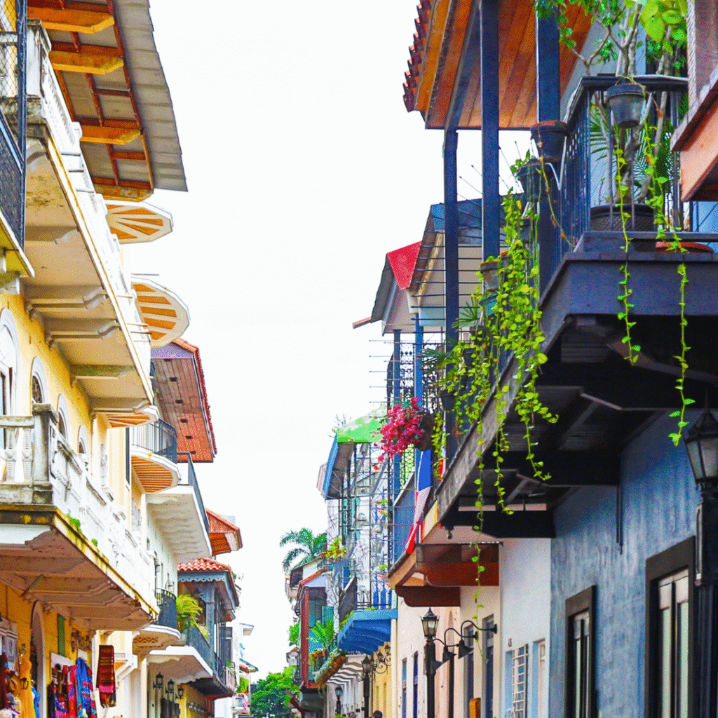 Panama City, Panama guide 1 panama city livign