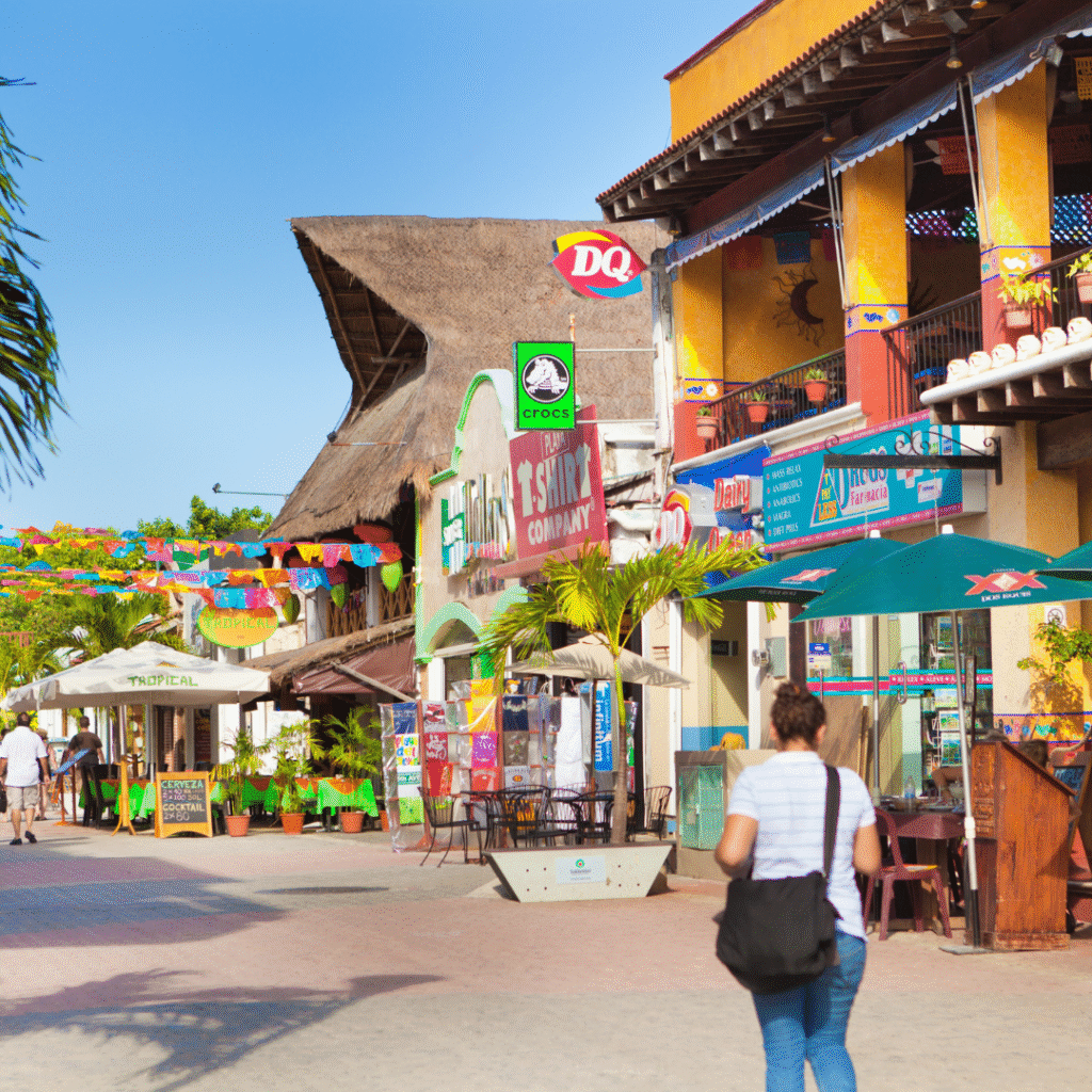 playa del carmen city living