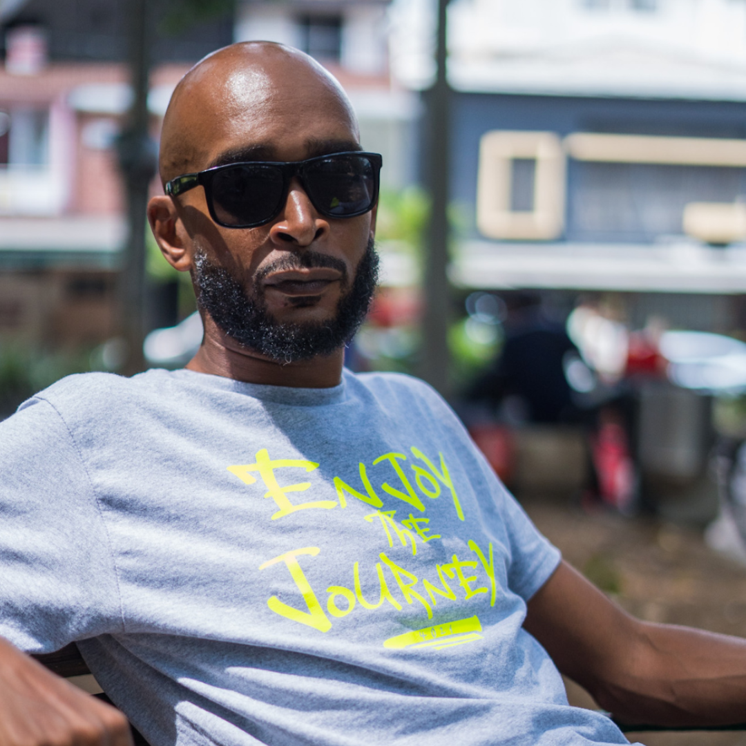 Rj MOOD Picture for About Page 1